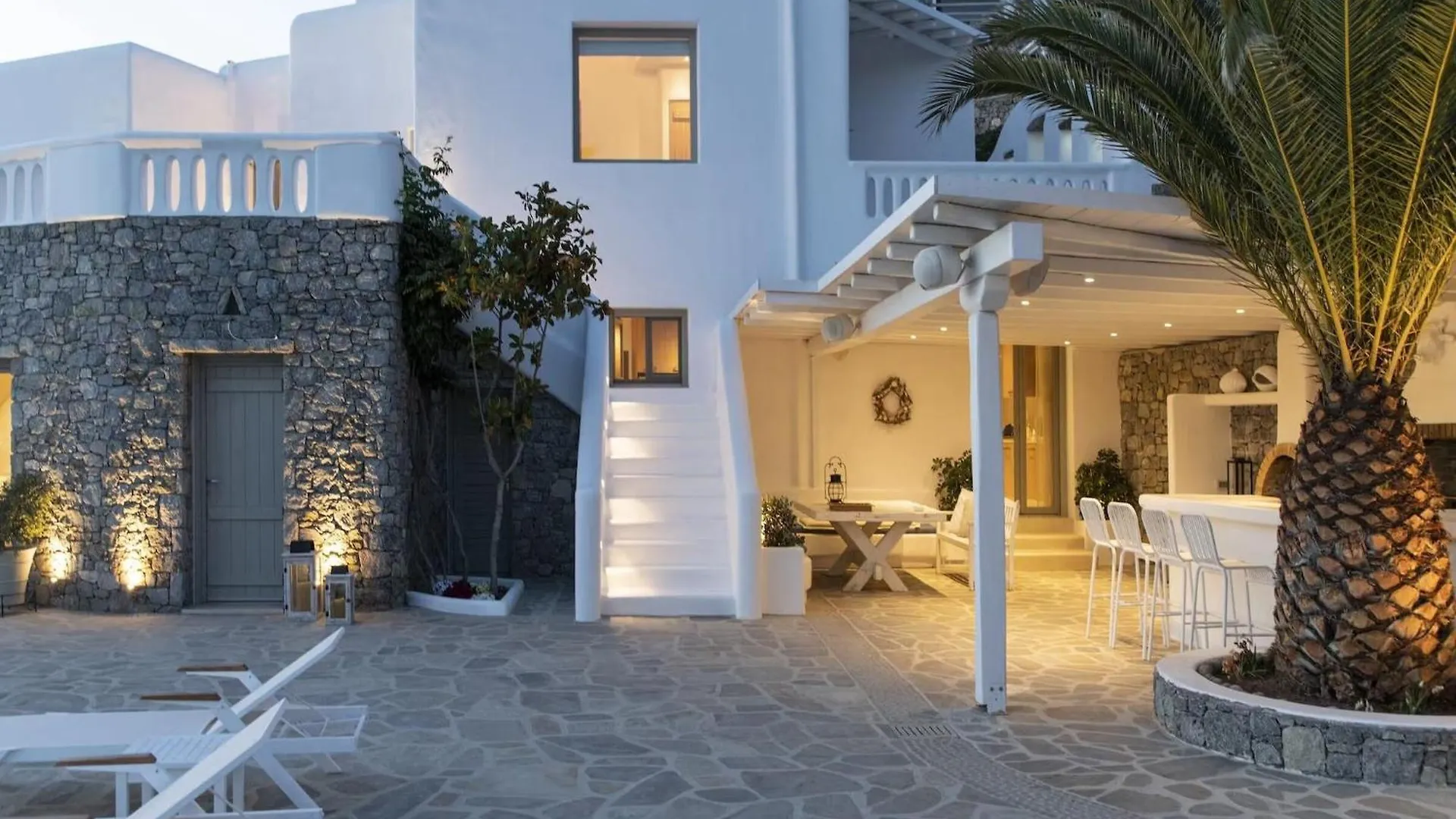 Serene Villa With Terrace And Views Plintri
